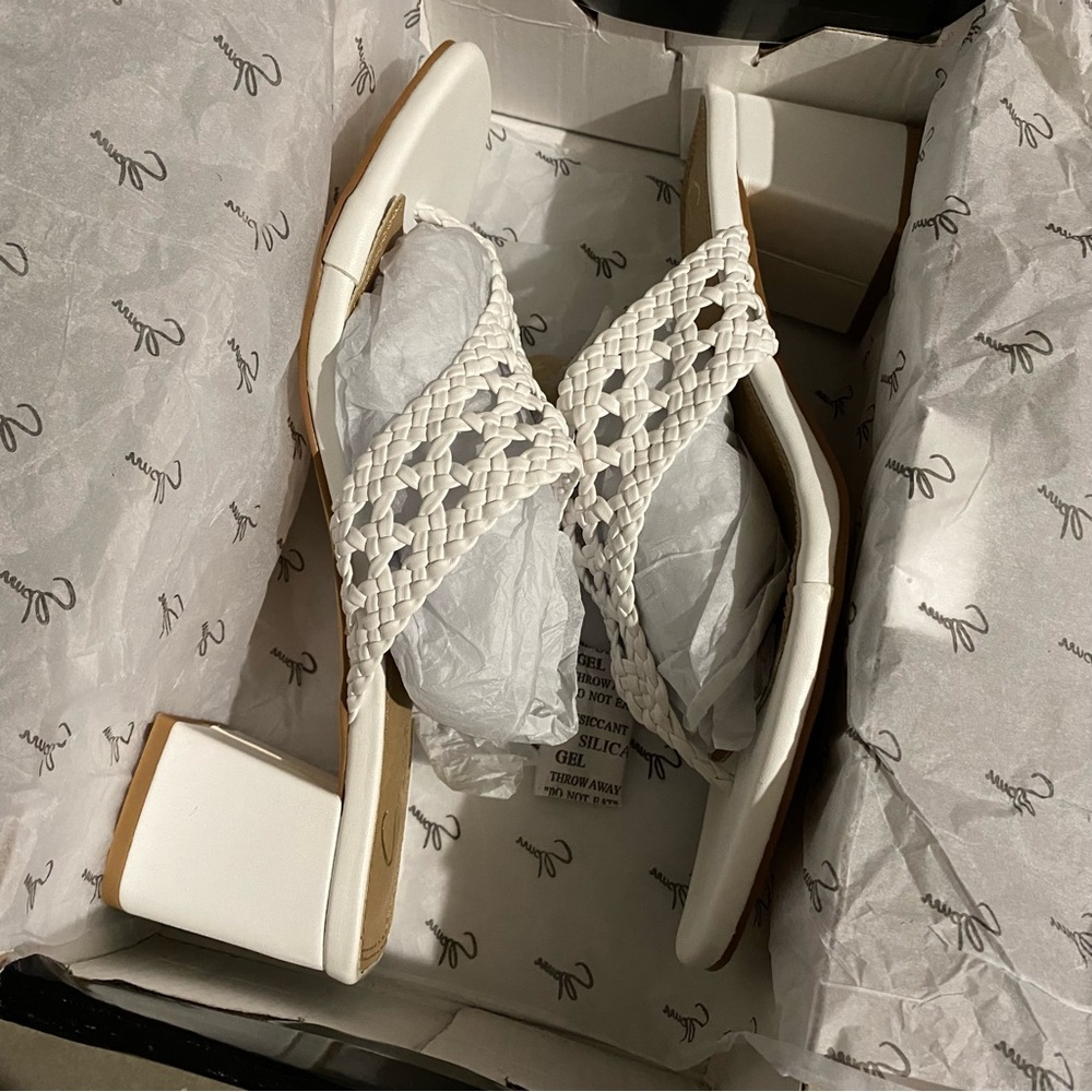 BNIB Spurr Tahlia Heels - Size 7 - Picture 3 of 4
